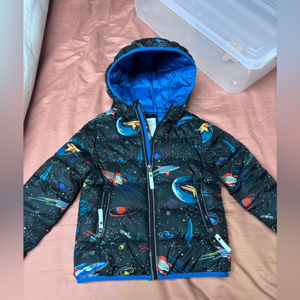 Hannah Anderson space 4t